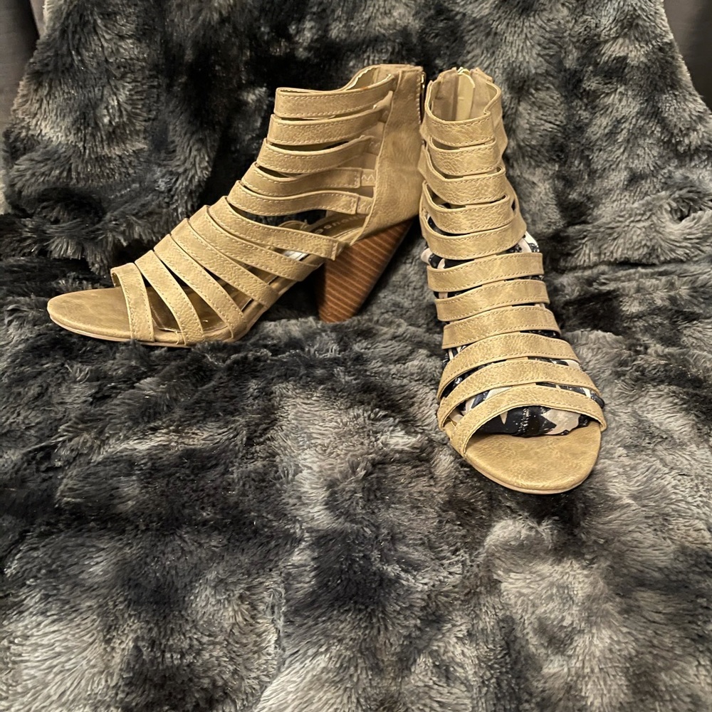 Dollhouse heels